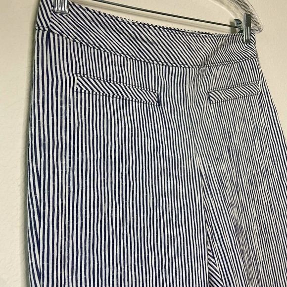 Trina Turk Seersucker Flat Front Cropped Pants - Picture 3 of 9